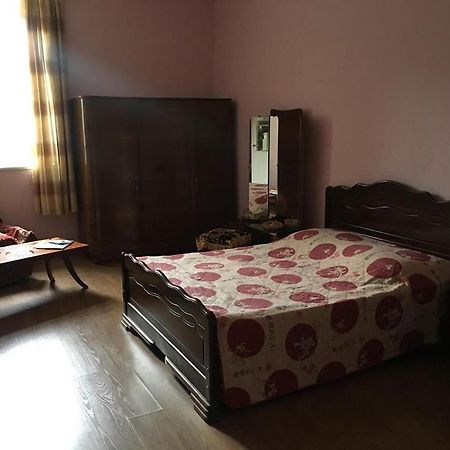 House "Machabeli-18" Appartamento Tbilisi Esterno foto