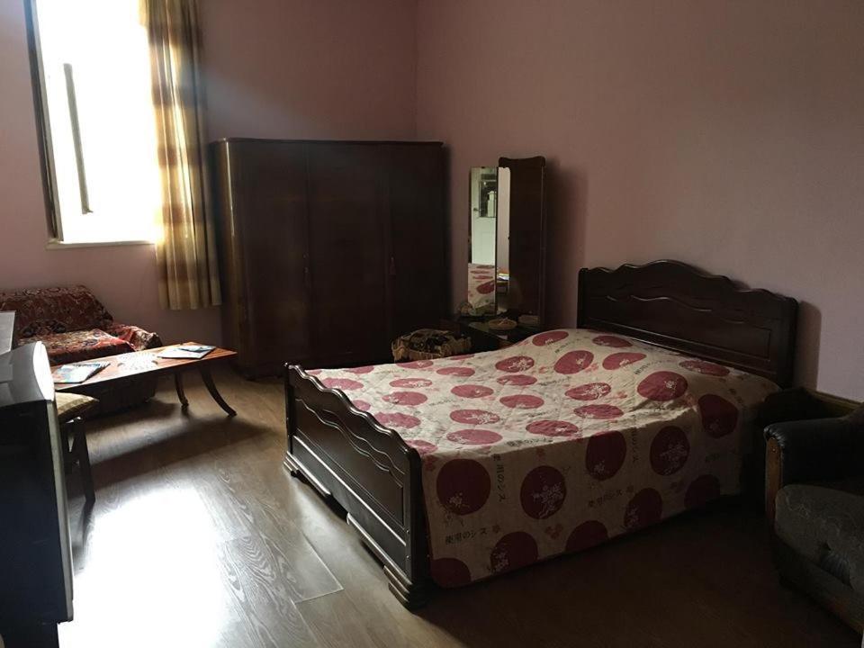 House "Machabeli-18" Appartamento Tbilisi Esterno foto